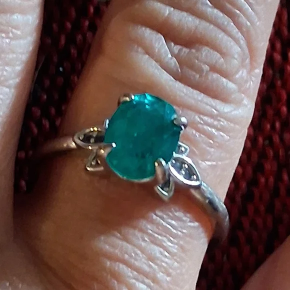 Stunning Silver Ring with Aquamarine Semi Precious Gemstone. Sz8 - Picture 4 of 8